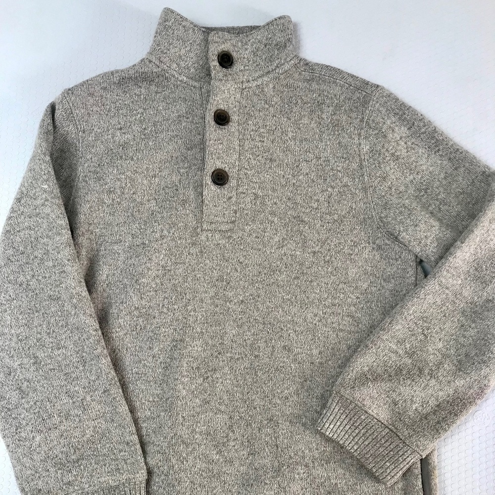 Super soft Janie & Jack gray knit pullover